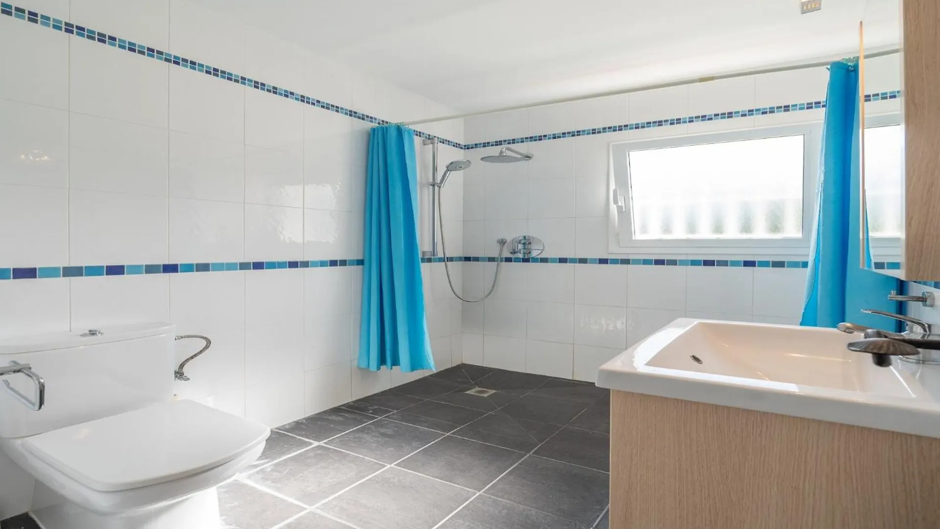 Well-Appointed Villa In L Escala L' Escala